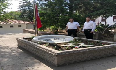 Cevdet Yıldırım, Muhsin Yazıcıoğlu’nun mezarını ziyaret etti