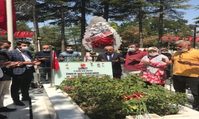 15 Temmuz Şehidi Şehit Ömer Halis Demir’in mezarını ziyaret ettiler