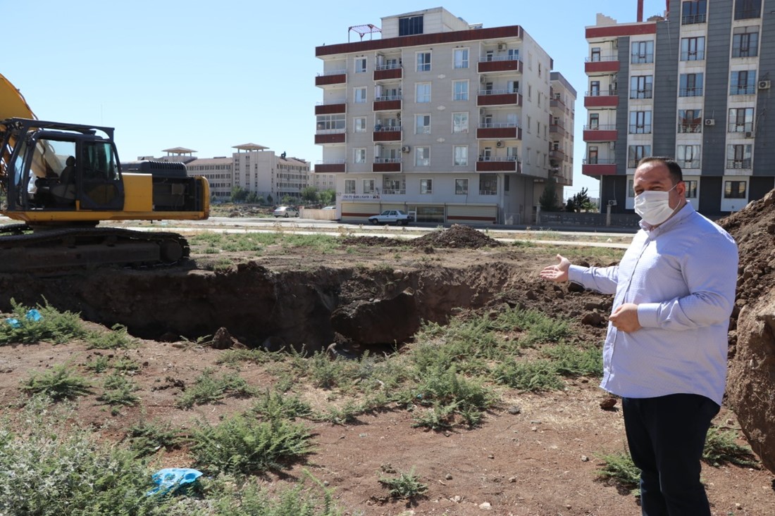 TREN YOLU PARKININ YAPIM ÇALIŞMALARI BAŞLADI