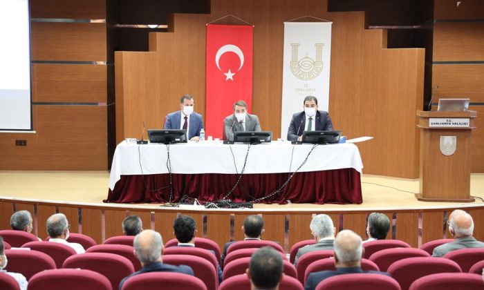 BAŞKAN CANPOLAT MUHTARLARI DİNLEDİ: ÇÖZÜM İÇİN ÇALIŞIYORUZ