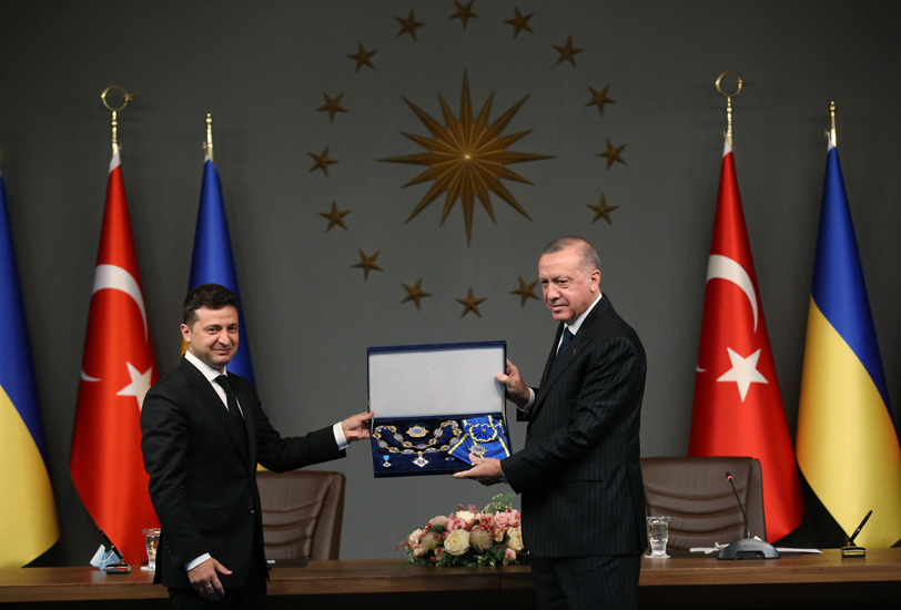 Cumhurbaşkanı Erdoğan’a, Zelenskiy tarafından “Ukrayna Devlet Nişanı” takdim edildi