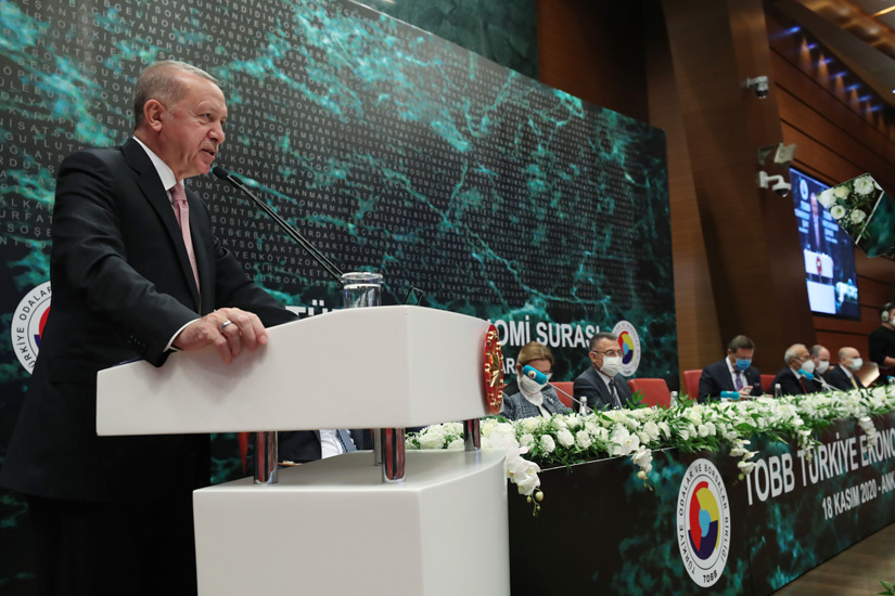 “YÜKSEK FAİZE YATIRIMCIMIZI EZDİRMEMEMİZ GEREKİYOR”