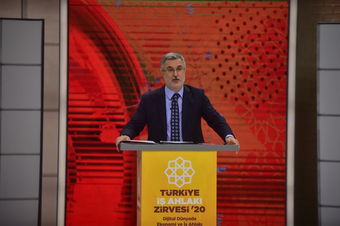 Dijital Devrim’e zamanında geçilmesi gerekiyor