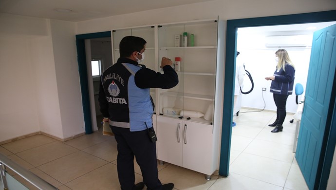 HALİLİYE BELEDİYESİNDEN GÜZELLİK MERKEZİ VE KUAFÖRLERE DENETİM