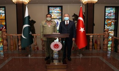 Millî Savunma Bakanı Hulusi Akar, Pakistan Genelkurmay Başkanı Org. Raza’yı Kabul Etti