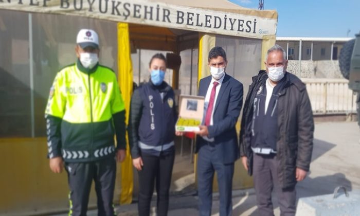 HÜSEYİN KIRAN `DAN POLİS GÜNÜNDE POLİSLERE ANLAMLI ZİYARET