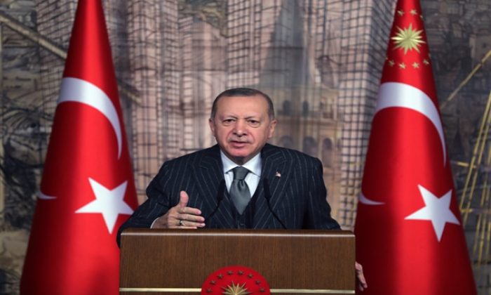 Cumhurbaşkanı Erdoğan,Almanya Başbakanı Merkel ile bir video konferans görüşmesi gerçekleştirdi