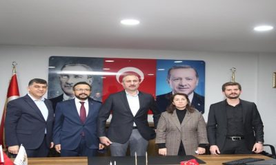 Önceki dönem Adalet Bakanı Abdulhamit Gül, AK Parti Şehitkamil İlçe Başkanı Mehmet Yılmaz’ı ziyaret ederek partililerle buluştu