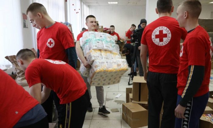 В Вологодской области учредили государственную награду для добровольцев