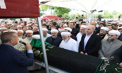Cumhurbaşkanı Erdoğan, Mahmut Ustaosmanoğlu’nun cenaze törenine katıldı