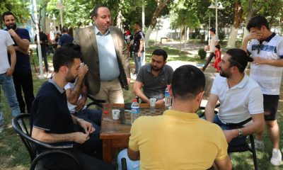 Viranşehir Belediye Başkanı Salih Ekinci, Liselere Geçiş Sınavı’na girecek öğrencilerle bir araya gelerek, başarılar diledi