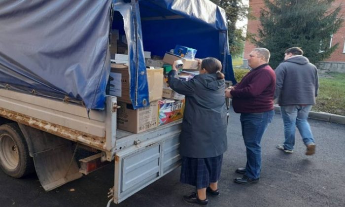 «Единая Россия» в Орловской области передала продукты и вещи первой необходимости в госпиталь