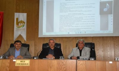 Viranşehir Belediye Meclisi, Mart ayı meclis toplantısını Meclis Başkanvekili Eyyüp Öztürk başkanlığında gerçekleştirdi