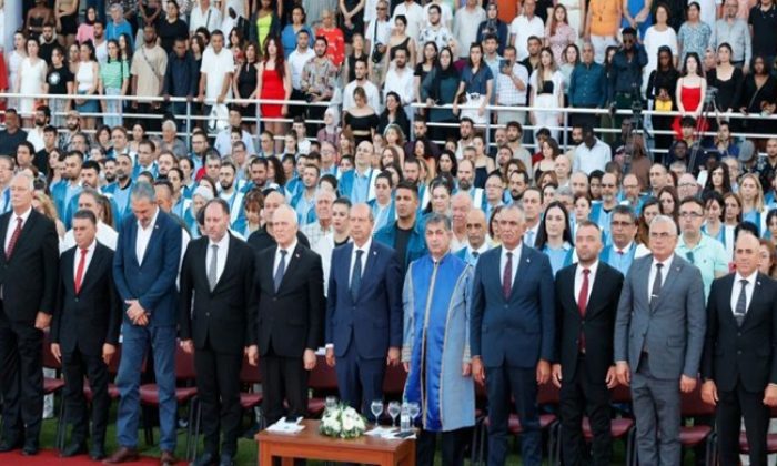 Cumhurbaşkanı Tatar, LAÜ mezuniyet töreninde konuştu