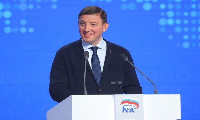 Andrey Turchak, Birleşik Rusya ekibine ortak çalışmalarından dolayı teşekkür etti