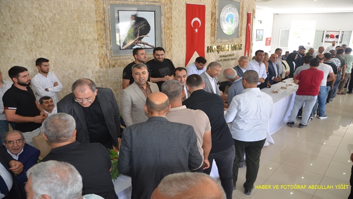 BİRECİK BELEDİYESİ VE AK PARTİ BİRECİK İLÇE BAŞKANLIĞI BAYRAMLAŞMA PROGRAMINA YOĞUN İLGİ