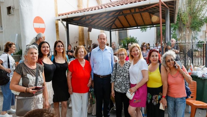 Cumhurbaşkanı Ersin Tatar’a Lefke Ceviz festivalinde halktan yoğun ilgi