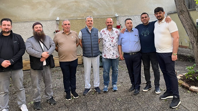 AVUSTURYA İHA DERNEK BAŞKANI HASAN YETİŞ KURBAN BAĞIŞLARINI YERİNDE TESLİM EDİYORUZ