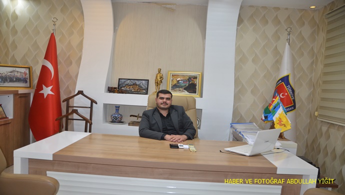 BİRECİK MİNİBÜSÇİLER VE KAMYONCULAR ODASI BAŞKANI MUHYETTİN BEGİT`TEN 24 KASIM ÖĞRETMENLER GÜNÜ MESAJI