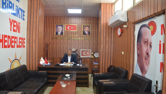 AK PARTİ BİRECİK İLÇE BAŞKANI EROL ERGİN AÇILAN `DAN KURBAN BAYRAMI MESAJI